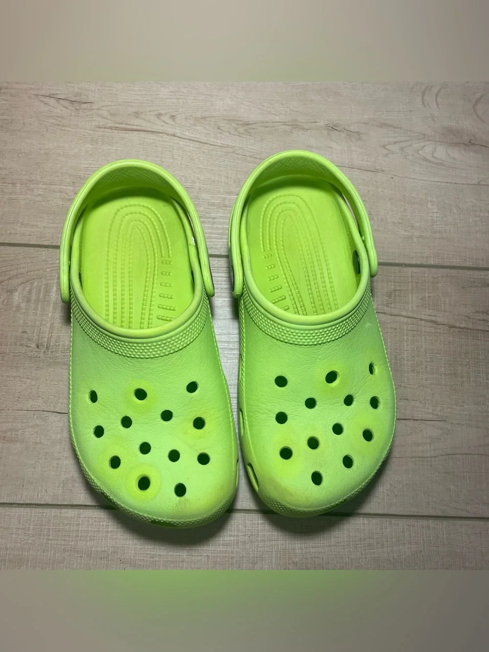 Crocs Junior Slip-On Lime Green Clog Shoes Size 3